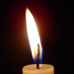 candle-1421437-639x847